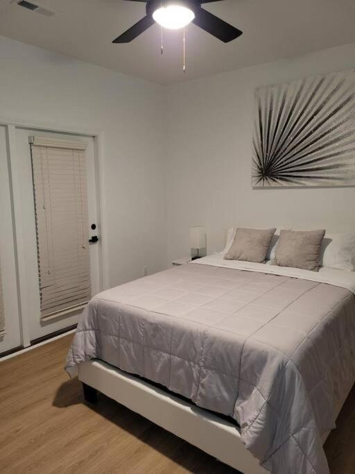 South Charlotte'S Cozy & Modern Apartment Bagian luar foto
